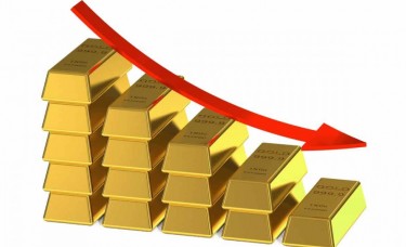 Золото ускорило снижение после решения ФРС